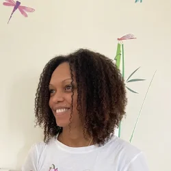 portrait Esther de massage et plénitude